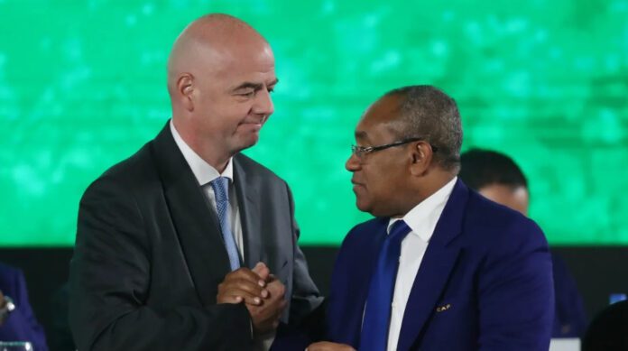Gianni Infantino tient à contrôler la CAF