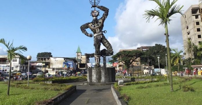 ecomatin.net-communaute-urbaine-de-douala-plus-de-15-milliards-de-fcfa-de-restes-a-recouvrer-dans-le-budget-2018-douala-780x405