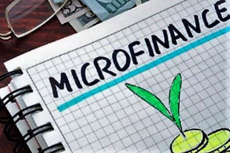 Inclusion Financière Par Axel Abanda : L'Etat vise 750 établissements de microfinance.