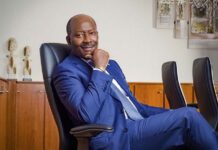 Nommé au gouvernement Gabonais, Henri-Claude Oyima continuera à superviser le Groupe BGFIBank Henri-Claude-OYIMA2-www.newsducamer.com_.jpg