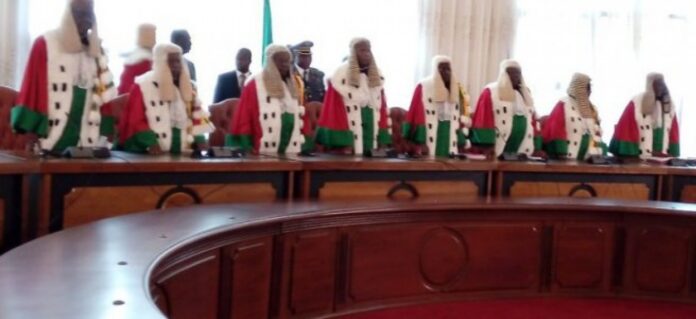 Le Conseil constitutionnel quelque peu boudé par les diplomates