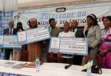 Initiative : De futurs écrivains dans les moules des éditions Clé