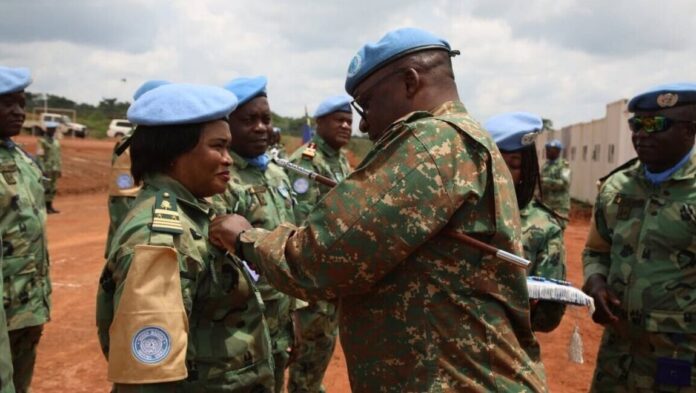 Une militaire camerounaise_103313